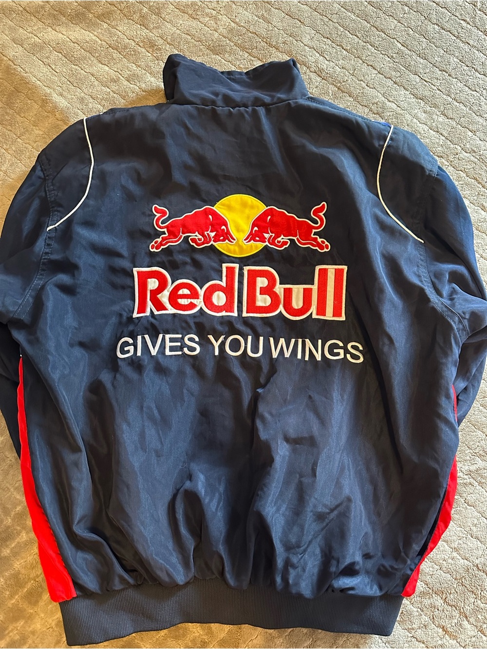 Vintage Red Bull F1 Infiniti Racing Jacket - Picture 3 of 10